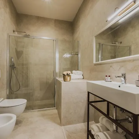 Apartments Florence フィレンツェ