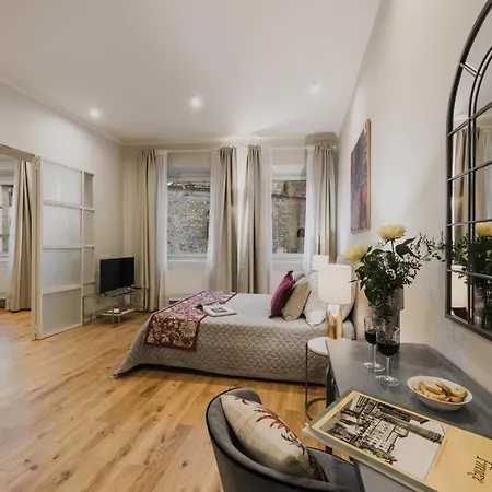 Apartments Florence *